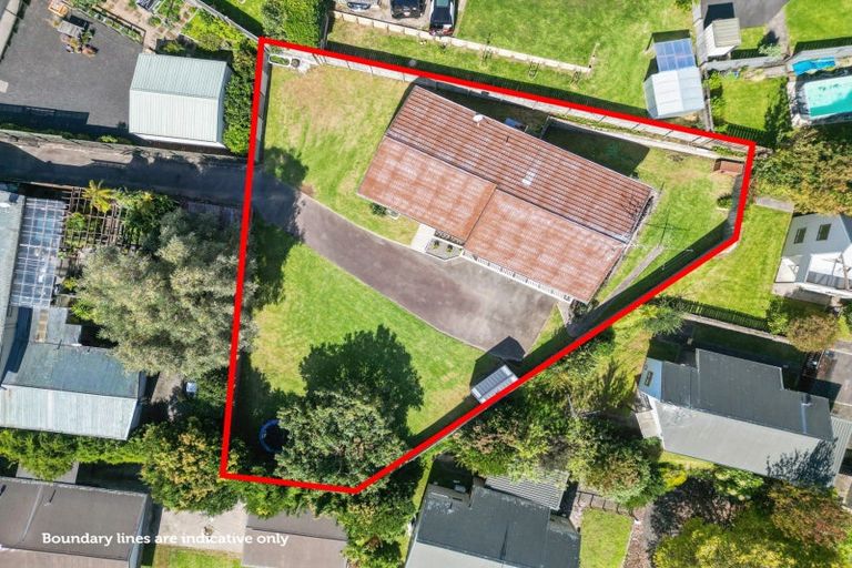 Photo of property in 8 Lorna Place, Brookfield, Tauranga, 3110