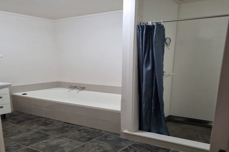 Photo of property in 39c Tobin Street, Pukekohe, 2120