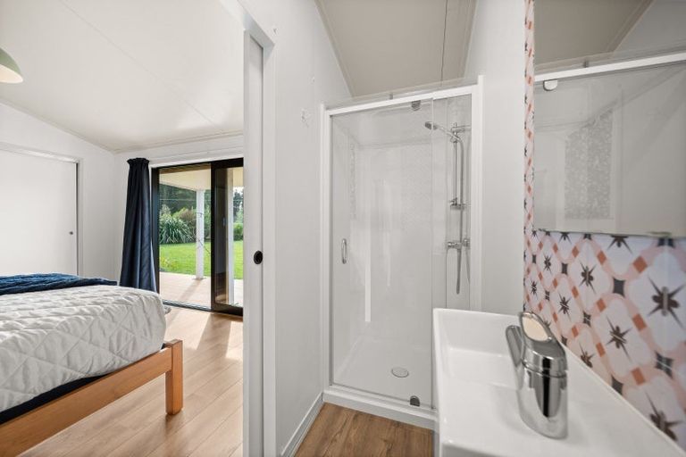 Photo of property in 460 Haringa Road, Carrington, Carterton, 5791