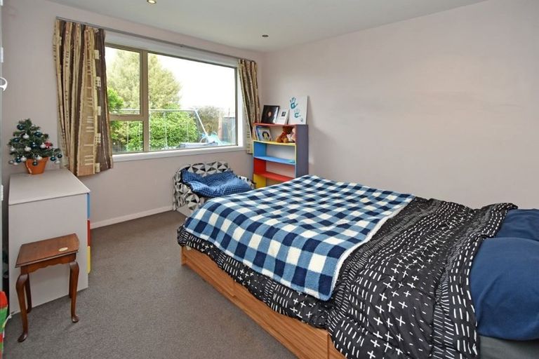 Photo of property in 43 Castletown Place, New Brighton, Christchurch, 8083