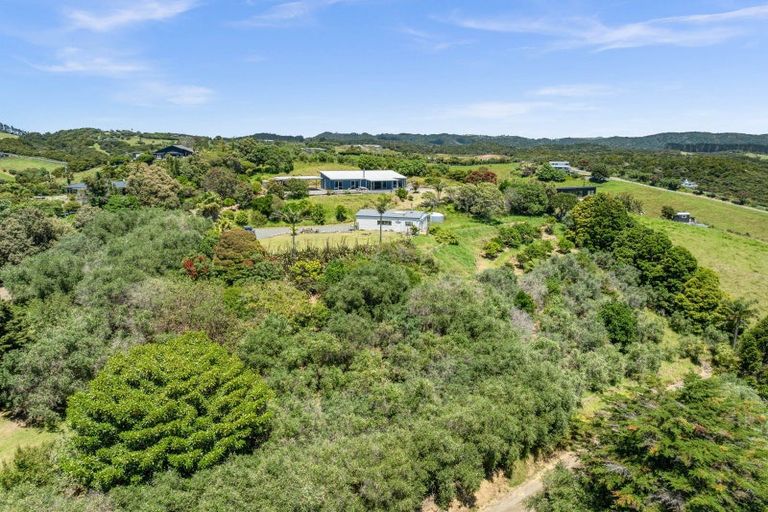 Photo of property in 23 Saqa Way, Matapouri, Whangarei, 0173