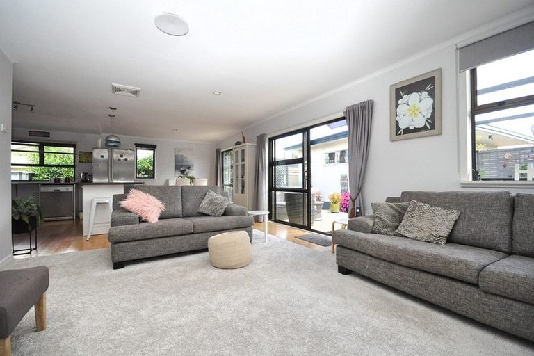 Photo of property in 5 Don Street, Papakura, 2110
