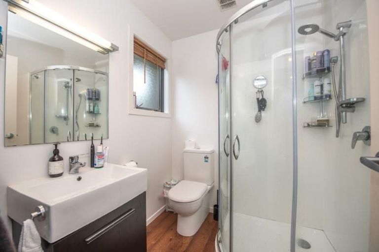 Photo of property in 29 Mcewen Crescent, Riverstone Terraces, Upper Hutt, 5018