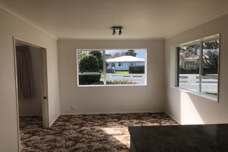 Photo of property in 44 Cumming Street, Okato, 4335