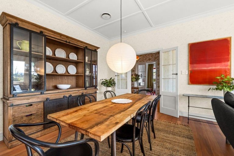 Photo of property in 24 Muritai Crescent, Havelock North, 4130