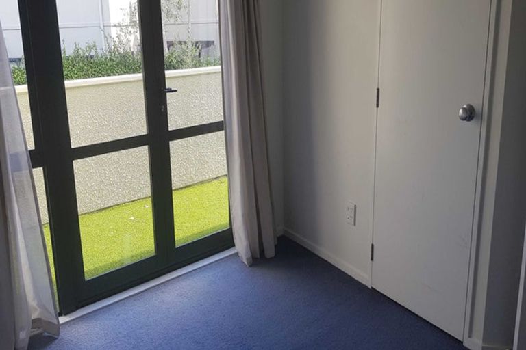 Photo of property in 7/3 Orwell Road, Greenhithe, Auckland, 0632