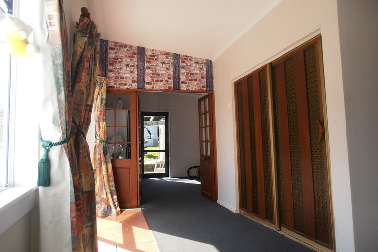 Photo of property in 8 Cambridge Street, Kensington, Timaru, 7910