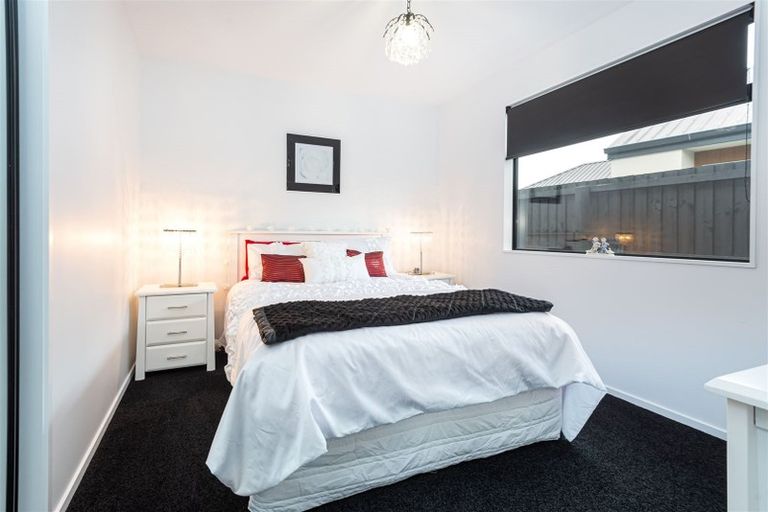 Photo of property in 5 Evelyn Crescent, Marshland, Christchurch, 8083