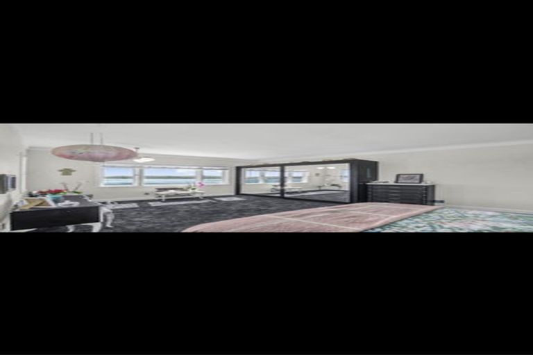 Photo of property in 58 Ferry Road, Days Bay, Lower Hutt, 5013