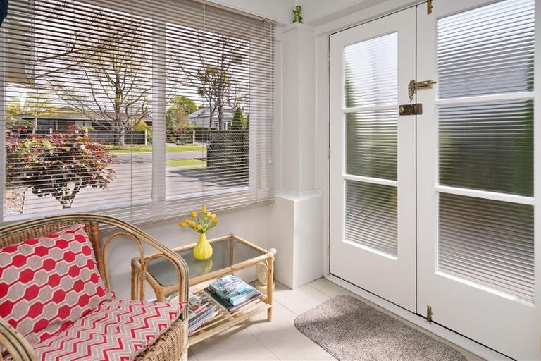 Photo of property in 16 Norfolk Street, St Albans, Christchurch, 8052