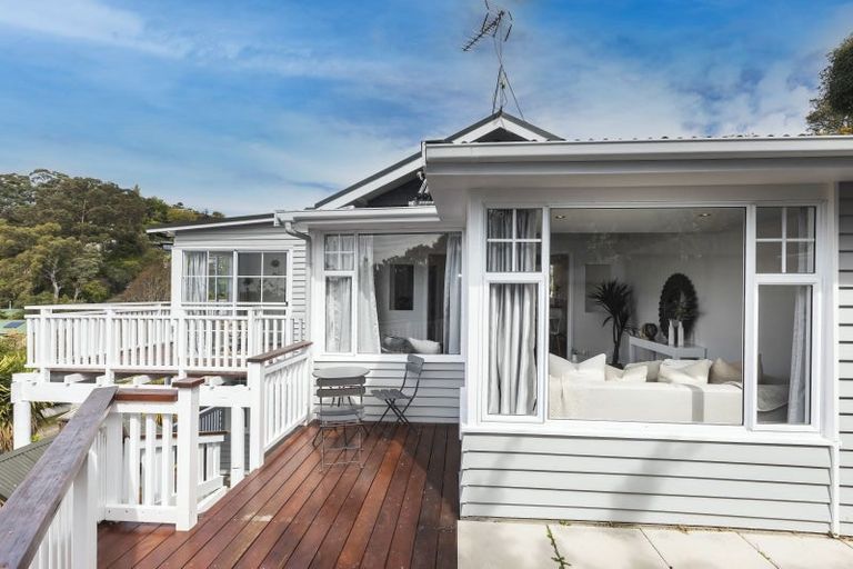 Photo of property in 18 Valley Road, Cashmere, Christchurch, 8022