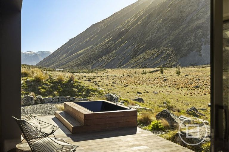 Photo of property in 862 Manuka Terrace, Ben Ohau, Twizel, 7999