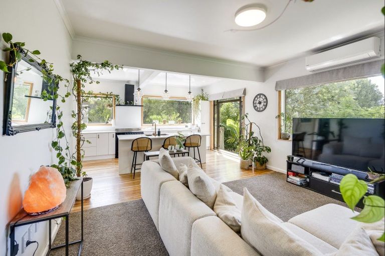 Photo of property in 5 Flanders Avenue, Onekawa, Napier, 4110