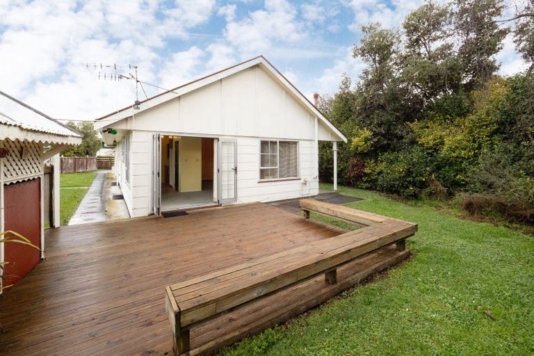 Photo of property in 44 Dewe Avenue, Feilding, 4702