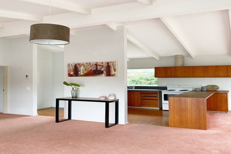 Photo of property in 18c Titoki Road, Waikanae Beach, Waikanae, 5036