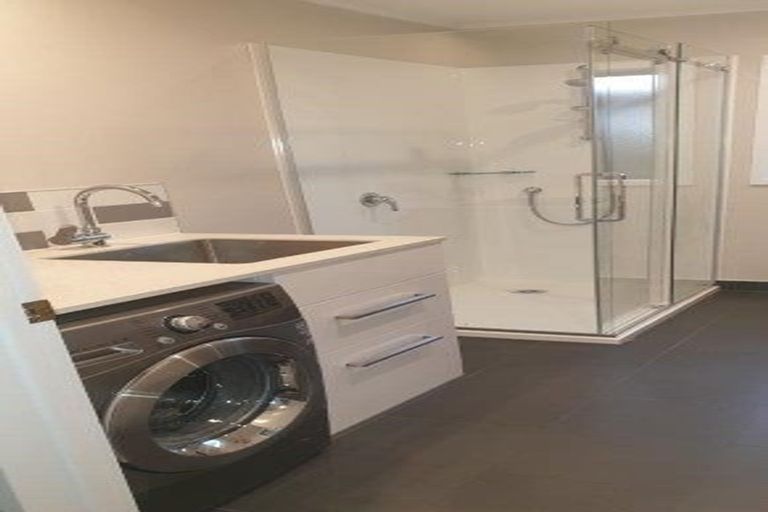 Photo of property in 25 Parry Crescent, Lake Hawea, Wanaka, 9382