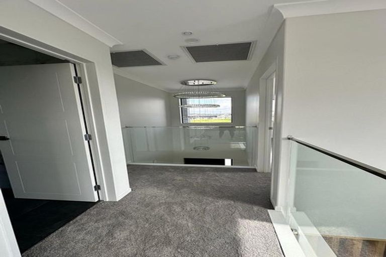Photo of property in 27 Raymond Grace Avenue, Huapai, Kumeu, 0810