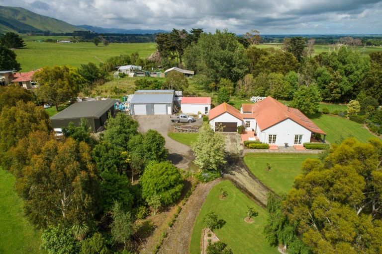 Photo of property in 120 Williams Road, Tokomaru, Palmerston North, 4474