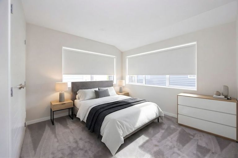 Photo of property in 34 Hellyers Street, Birkdale, Auckland, 0626