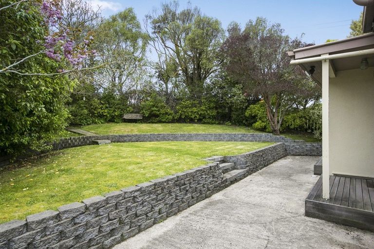 Photo of property in 127 Larnach Road, Vauxhall, Dunedin, 9013