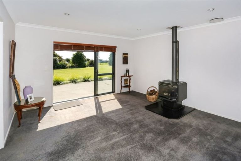 Photo of property in 24 Seagrove Road, Waiau Pa, Pukekohe, 2679