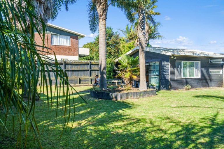 Photo of property in 570b Papamoa Beach Road, Papamoa Beach, Papamoa, 3118