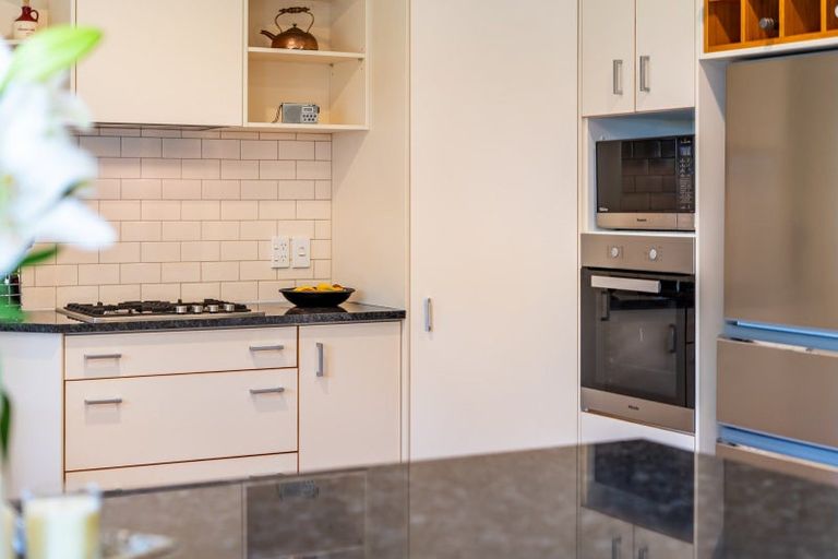 Photo of property in 40 Mary Huse Grove, Manor Park, Lower Hutt, 5019