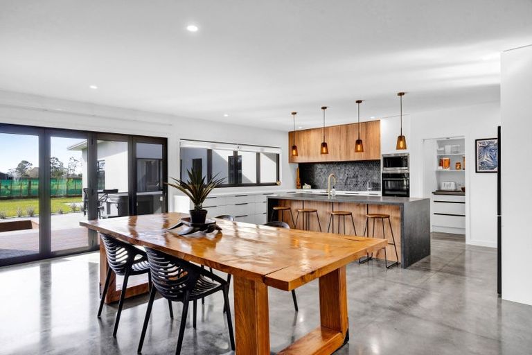 Photo of property in 66d Flint Road, Stratford, 4332