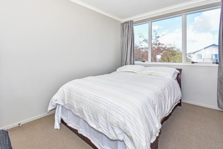 Photo of property in 11 Tarapiroe Avenue, Takanini, 2112