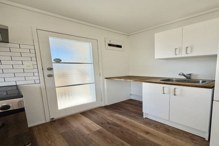 Photo of property in 17a Hooper Avenue, Pukekohe, 2120