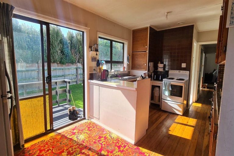 Photo of property in 3 Hickey Place, Opunake, 4616