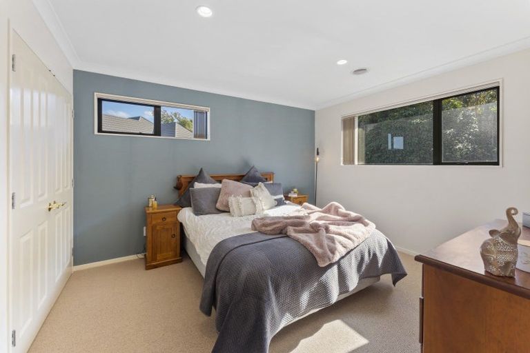 Photo of property in 2 Ormrod Grove, Riverstone Terraces, Upper Hutt, 5018