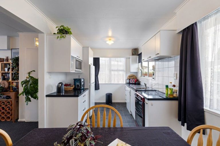 Photo of property in 6 Turakina Street, Westbrook, Palmerston North, 4412