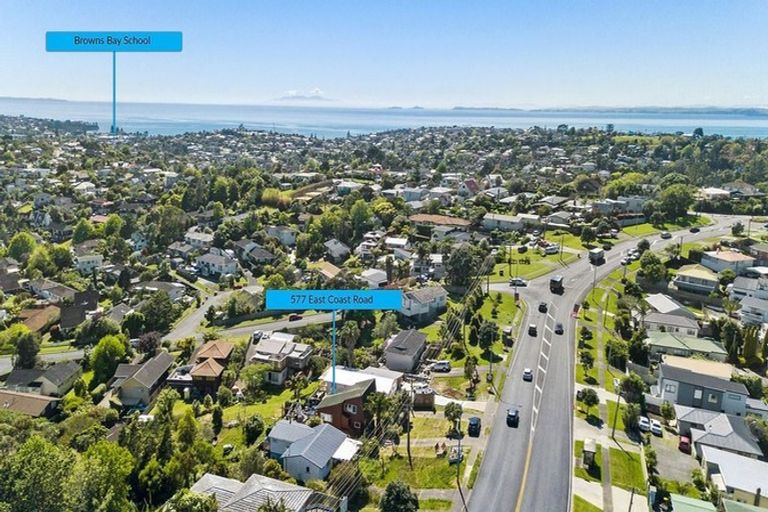 Photo of property in 577 East Coast Road, Browns Bay, Auckland, 0630