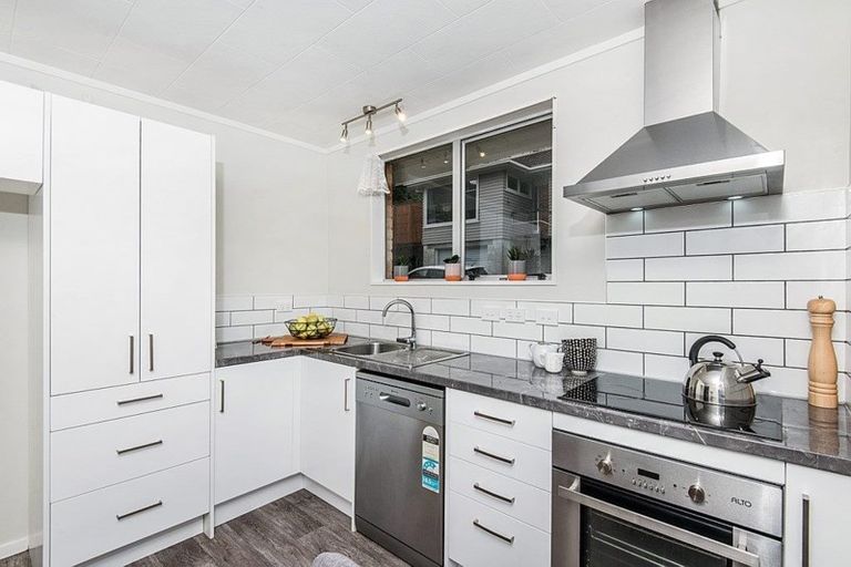 Photo of property in 1/11 Lowry Crescent, Stokes Valley, Lower Hutt, 5019