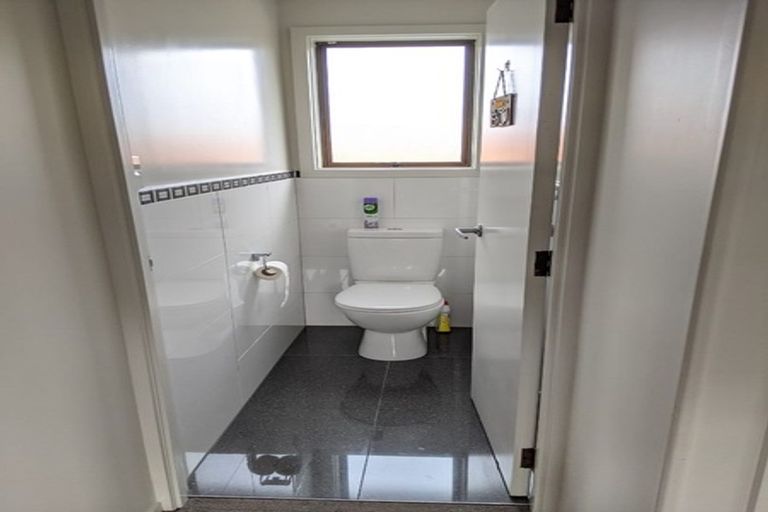 Photo of property in 236 Mahia Road, Weymouth, Auckland, 2103