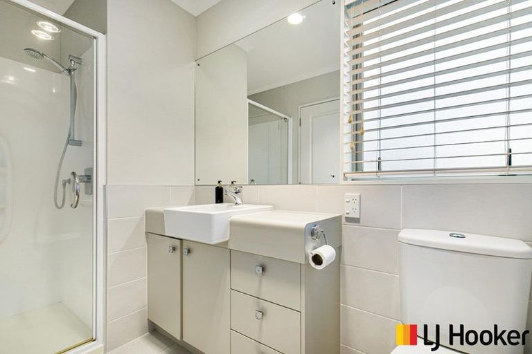 Photo of property in 12 Springcrest Drive, Karaka, Papakura, 2113