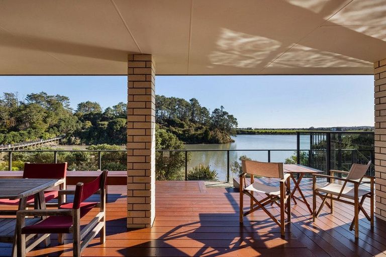 Photo of property in 6 Lees Cove, Karaka, Papakura, 2113