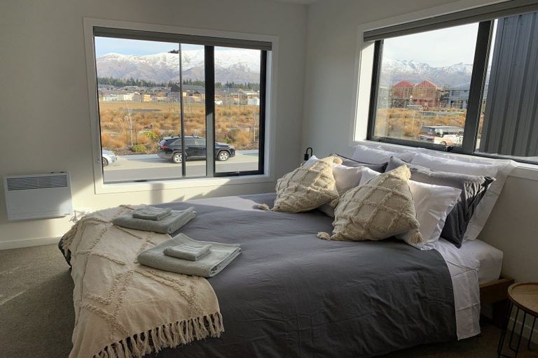 Photo of property in Northlake, 14 Glenavon Green, Wanaka, 9305