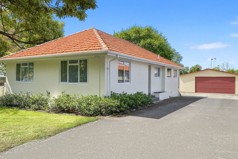 Photo of property in 28 Casey Avenue, Fairfield, Hamilton, 3214