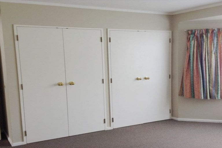Photo of property in 2/3 Seabrook Avenue, New Lynn, Auckland, 0600
