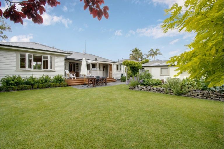 Photo of property in 26 Bowling Road, Greenmeadows, Napier, 4112