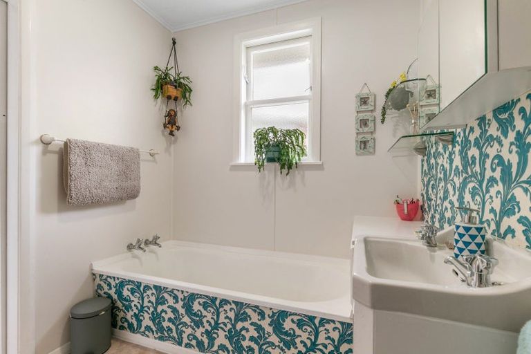 Photo of property in 40 Graham Street, Levin, 5510