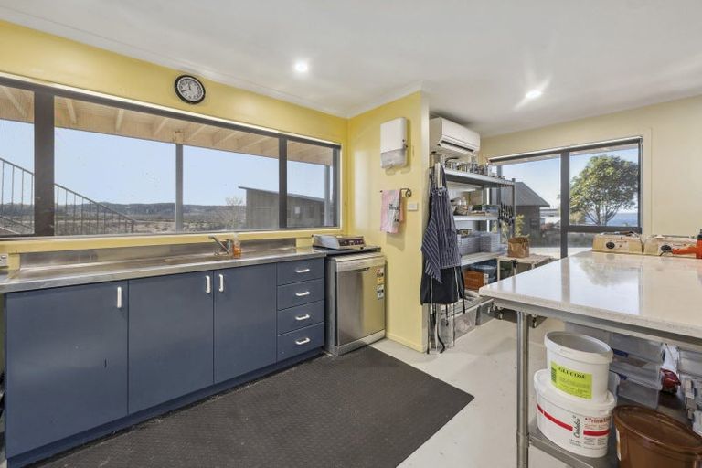 Photo of property in 33 Turangitukua Terrace, Kuratau, Turangi, 3381