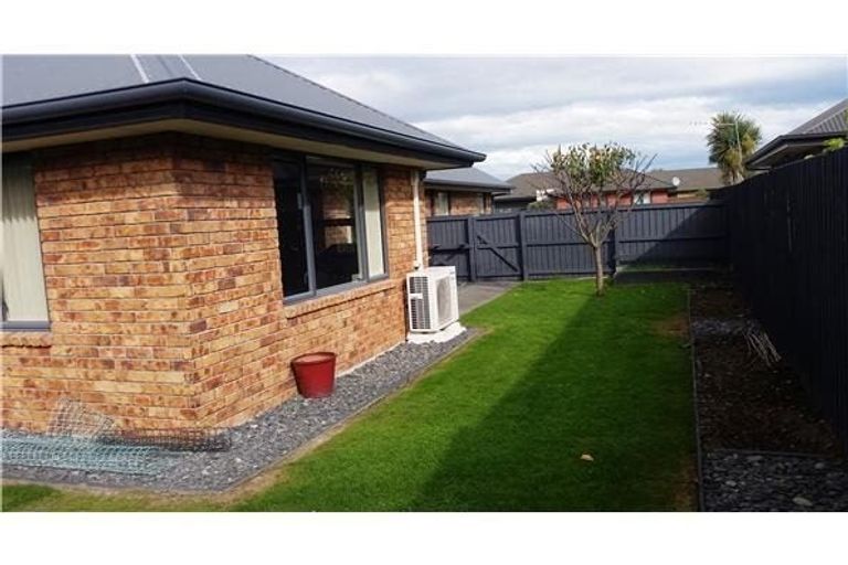 Photo of property in 3 Marymere Place, Hei Hei, Christchurch, 8042