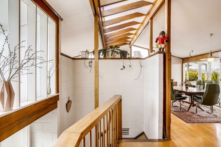 Photo of property in 231 Te Atatu Road, Te Atatu South, Auckland, 0610