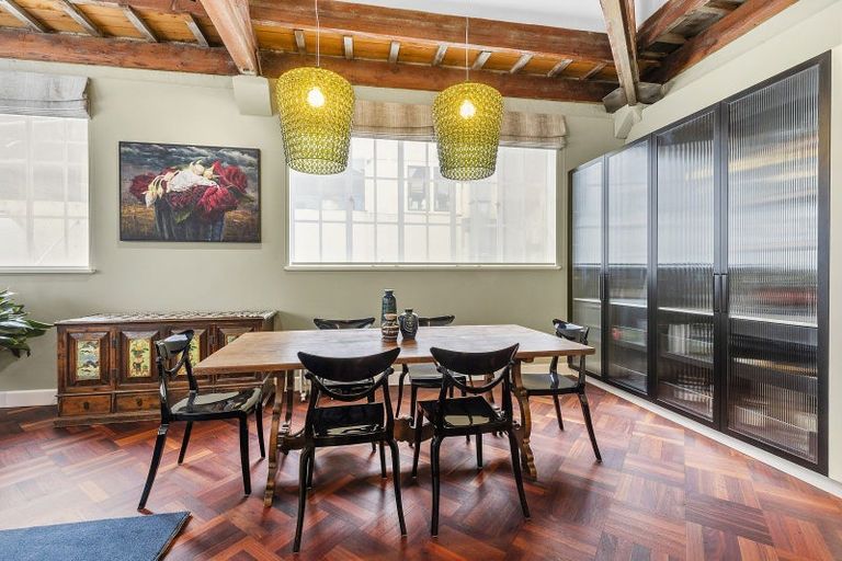 Photo of property in 2/66 Ghuznee Street, Te Aro, Wellington, 6011