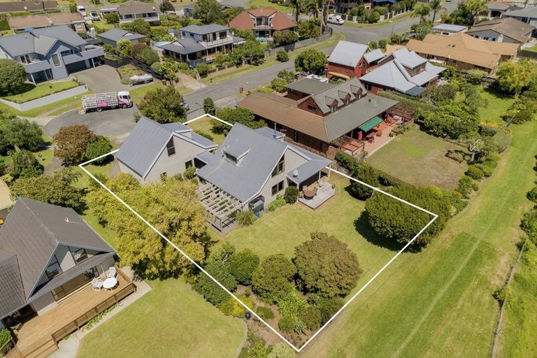 Photo of property in 30 Ruamoana Place, Omokoroa, 3114