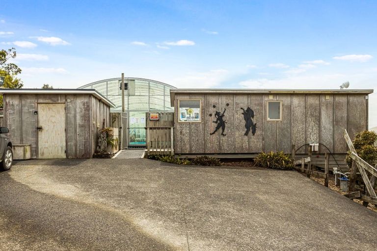 Photo of property in 376 Oaia Road, Muriwai, Waimauku, 0881