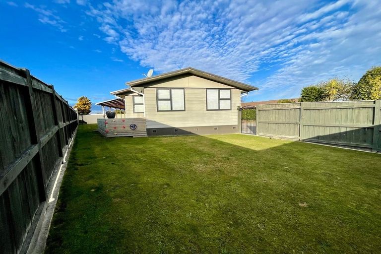 Photo of property in 28 Gem Street, Pukehangi, Rotorua, 3015